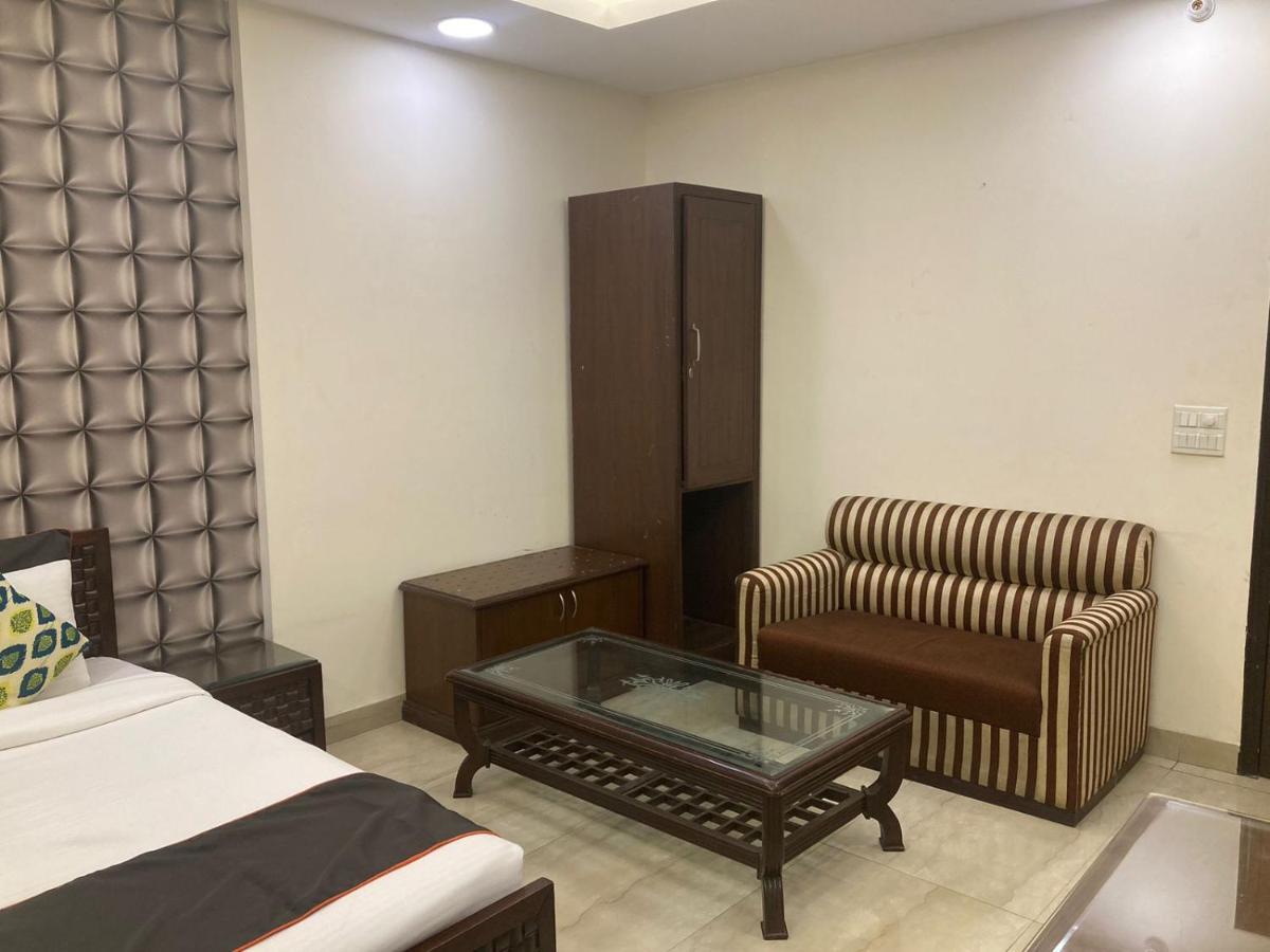 Hermitage By The Cosy Hotels Near Lotus Temple New Delhi Ngoại thất bức ảnh