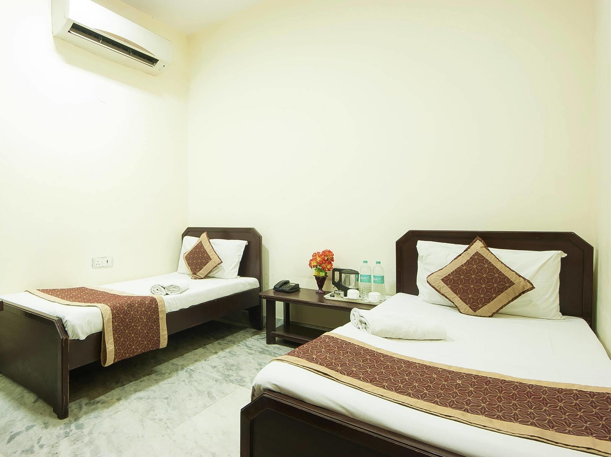 Hermitage By The Cosy Hotels Near Lotus Temple New Delhi Ngoại thất bức ảnh